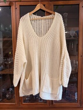 Free People Deep Vee Ivory Wool Tunic with Pockets